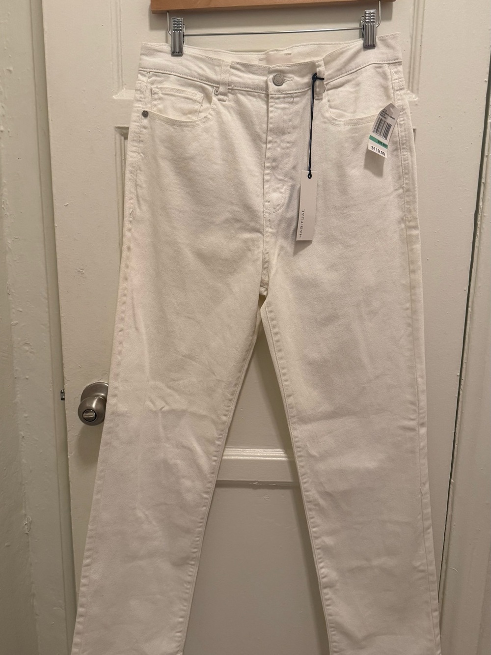 NWT Habitual Size 8 /29 White Reese High-Rise Straight Leg Jeans